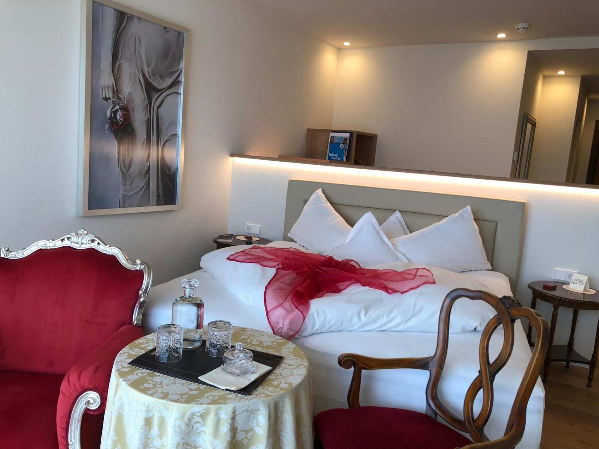Schloss Hotel Korb Eppan an der Weinstraße Eksteriør billede