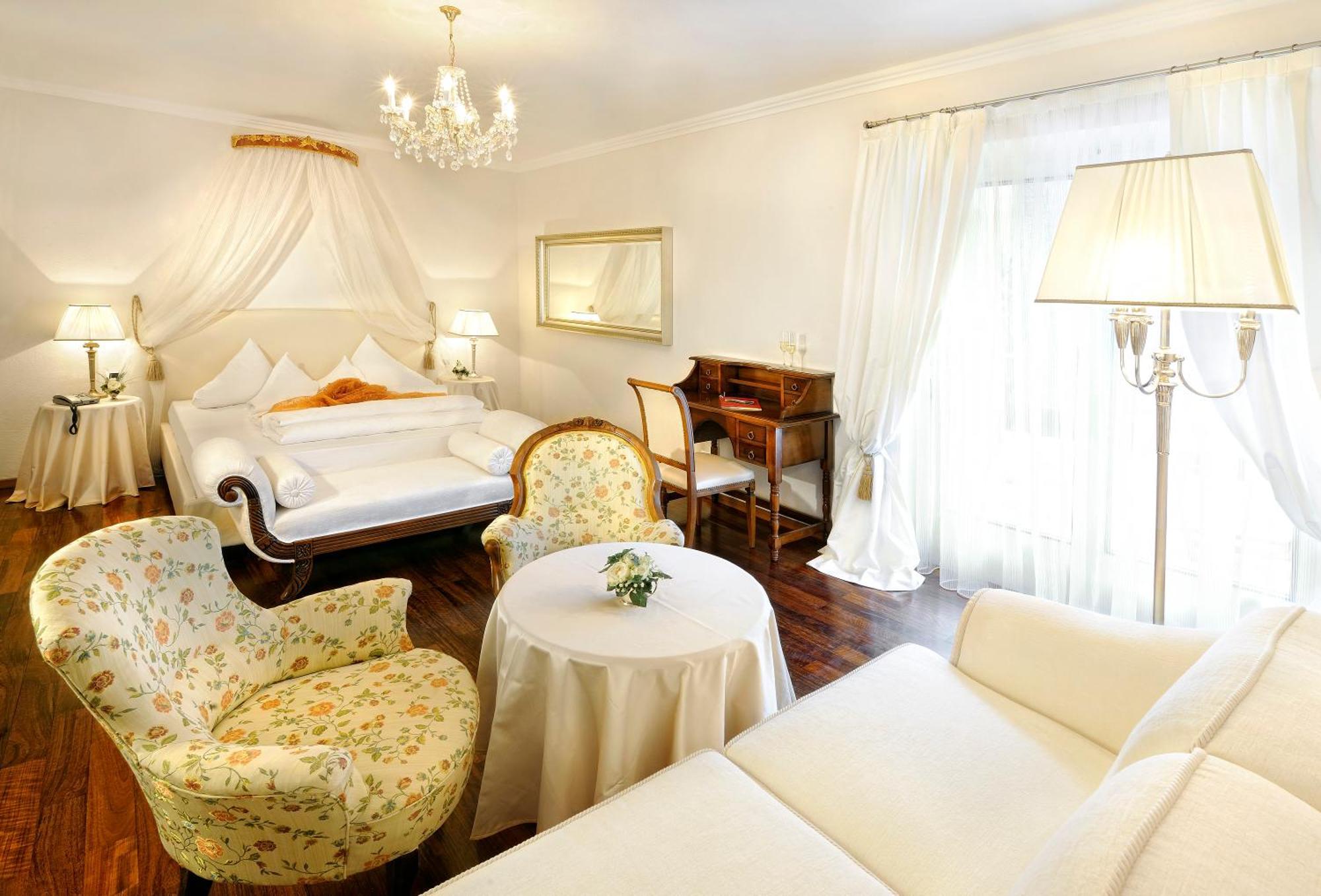Schloss Hotel Korb Eppan an der Weinstraße Eksteriør billede